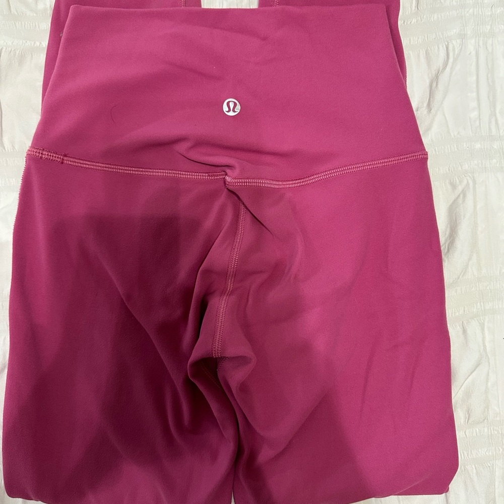hot pink lululemon leggings